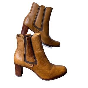 Cole Haan‎ Boots Womens 6.5B Brown Leather Booties Vibram Sole Comfort Pull On